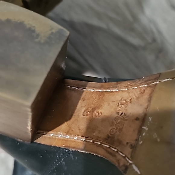 Coach Leather Boots Size 8 Heel 4" Preloved - Picture 9 of 11